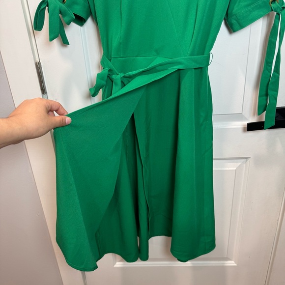 Sharagano Vibrant Green Midi Dress with Tie Sleeves size 6 - Picture 16 of 16